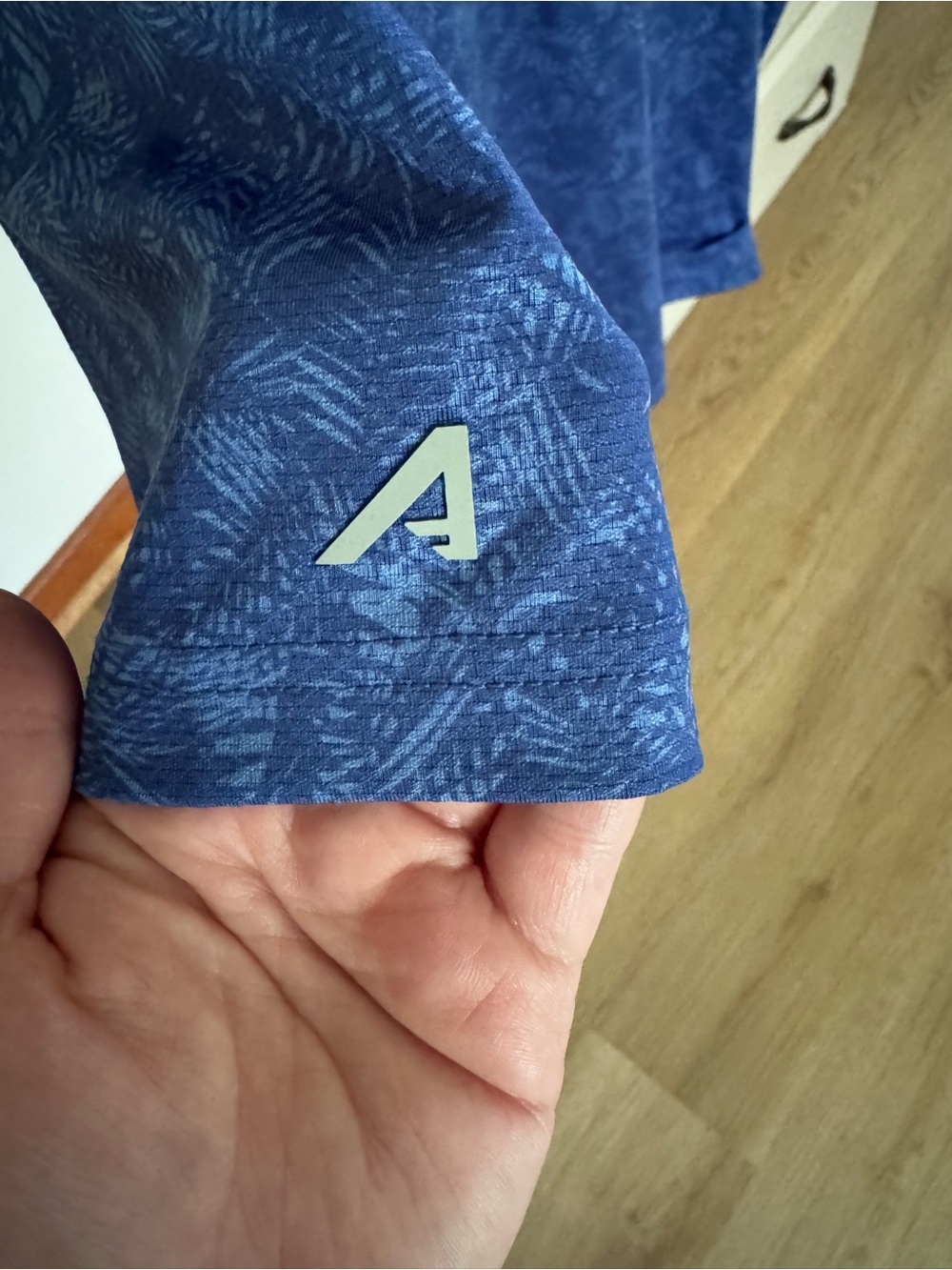 Atlanta Braves Antigua Men's Polo with City Connect Logo - Picture 5 of 6